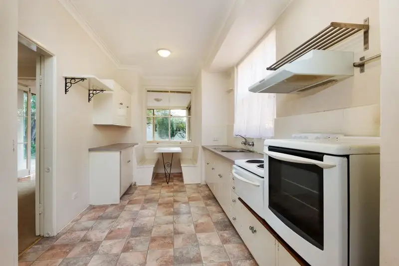 77 Beaconsfield Road, Chatswood Sold by Shead Property - image 1