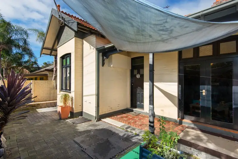 37 Atchison Street, Crows Nest Sold by Shead Property - image 1