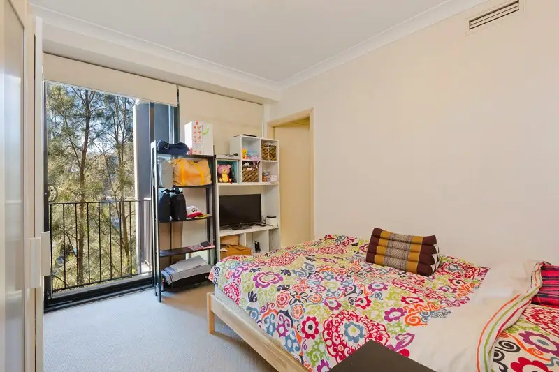 23/52 Regent Street, Chippendale Sold by Shead Property - image 1