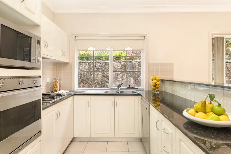 3/6 Mortimer Lewis Drive, Huntleys Cove Sold by Shead Property - image 1