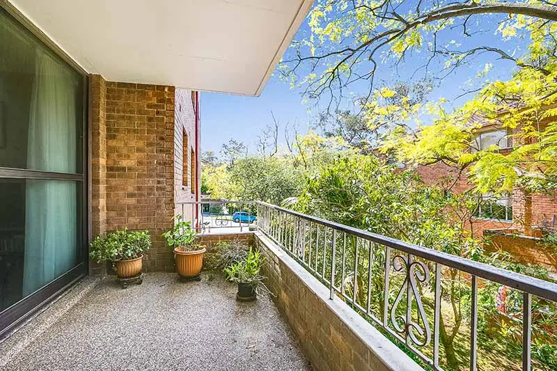 2/6 Benton Avenue, Artarmon Sold by Shead Property - image 1