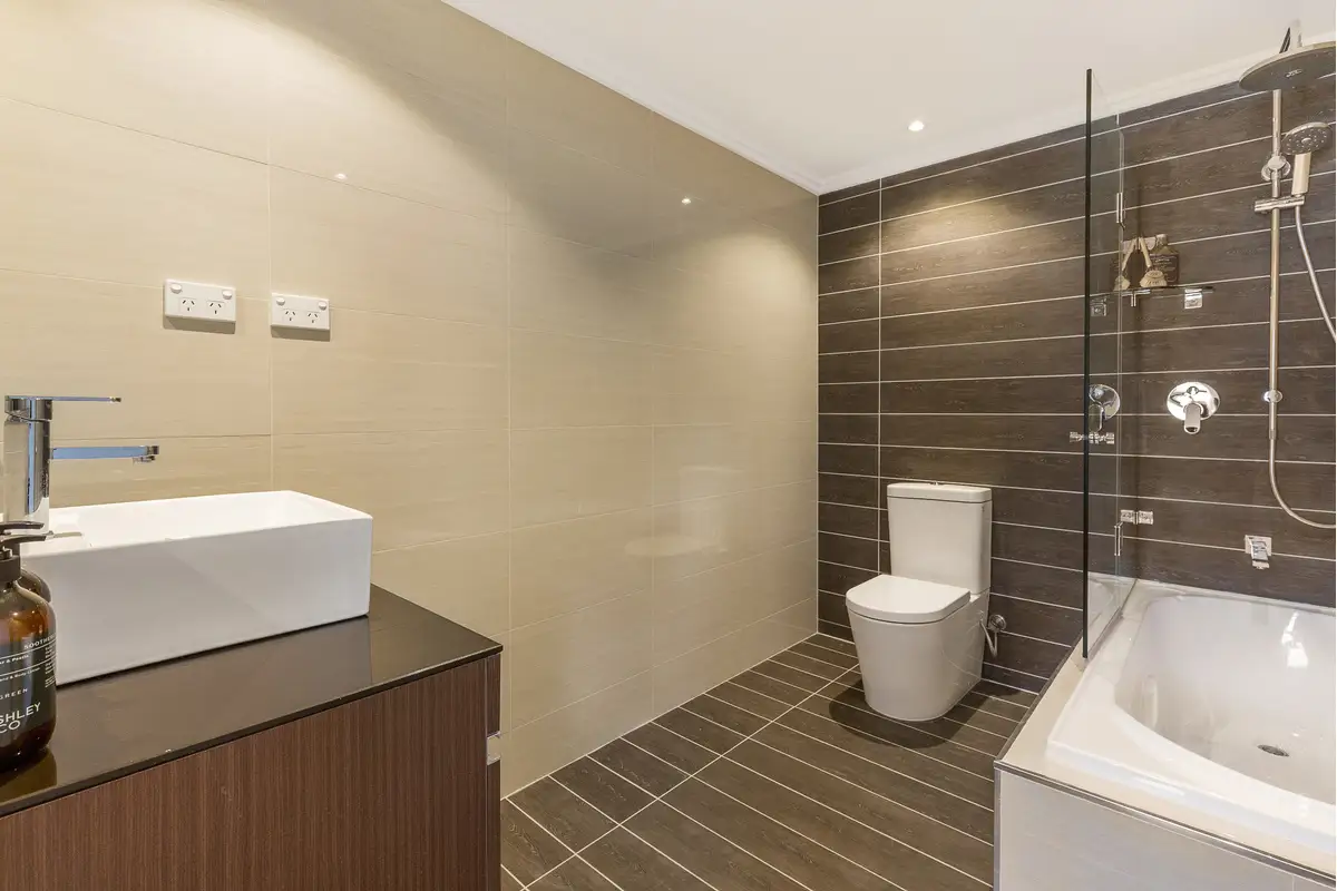 1/3 Parkes Road, Artarmon Sold by Shead Property - image 1