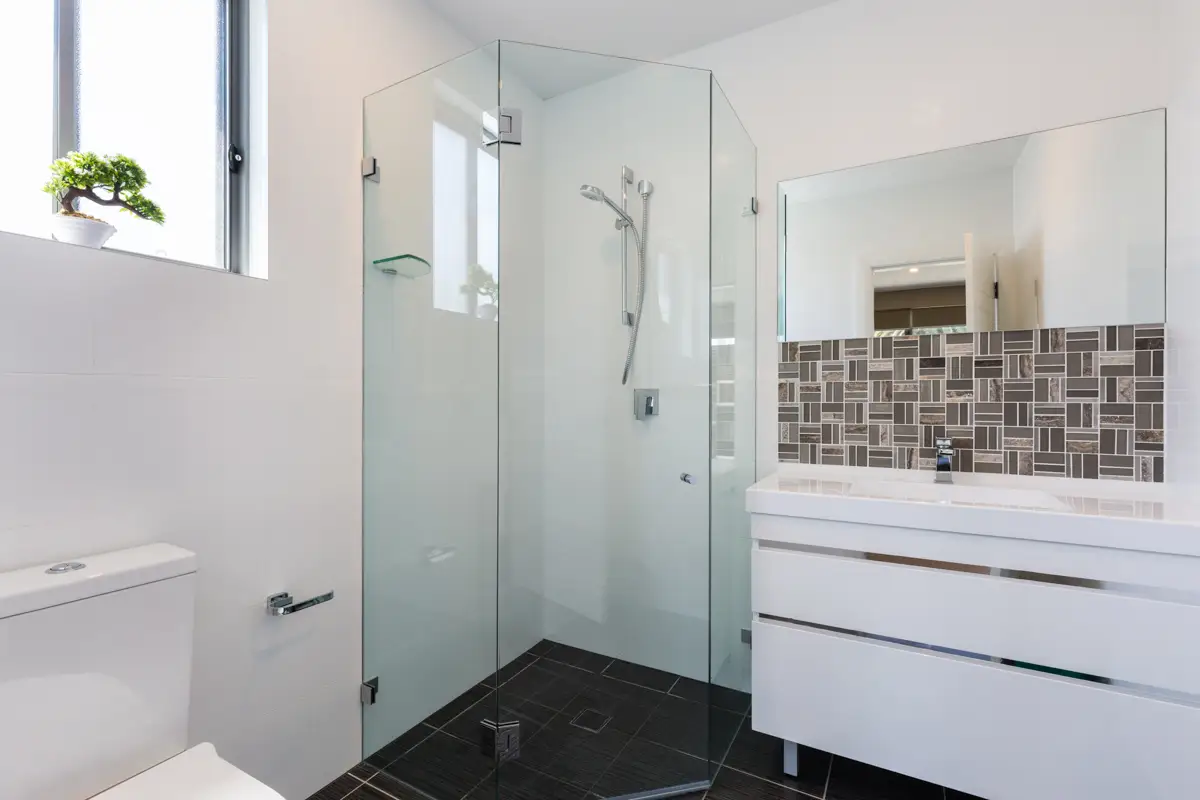 13 Chatswood Avenue, Chatswood Sold by Shead Property - image 1