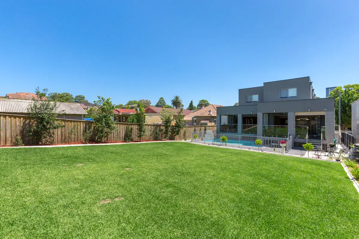 13 Chatswood Avenue, Chatswood Sold by Shead Property - image 1