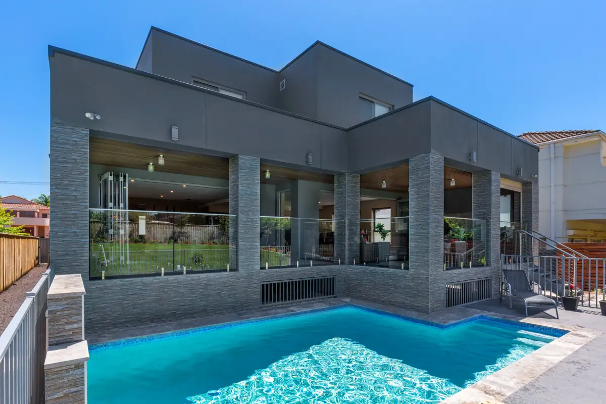 13 Chatswood Avenue, Chatswood Sold by Shead Property - image 1