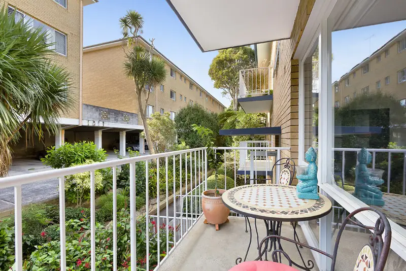 10/18 Hampden Road, Artarmon Sold by Shead Property - image 1