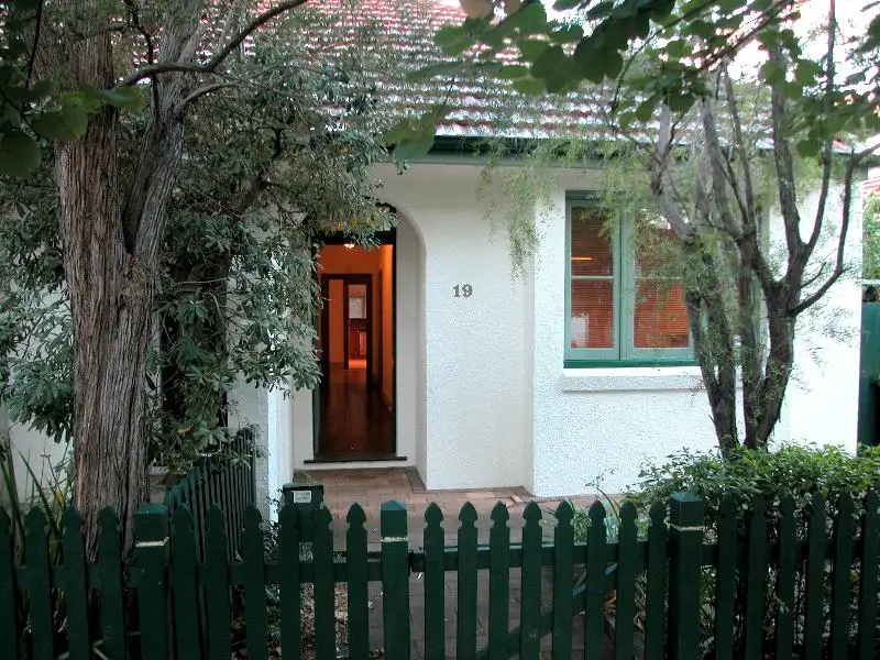 19 Bowen Street, Chatswood Sold by Shead Property - image 1
