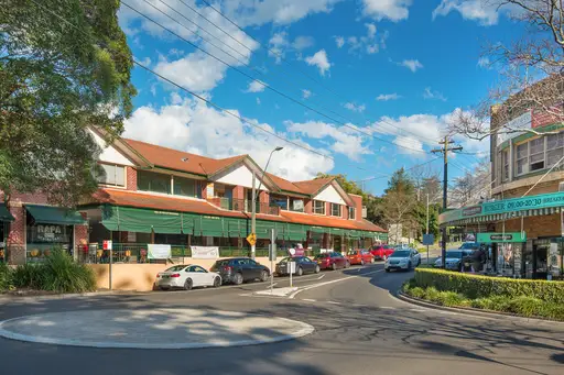 8/2 Redleaf Avenue, Wahroonga Sold by Shead Property