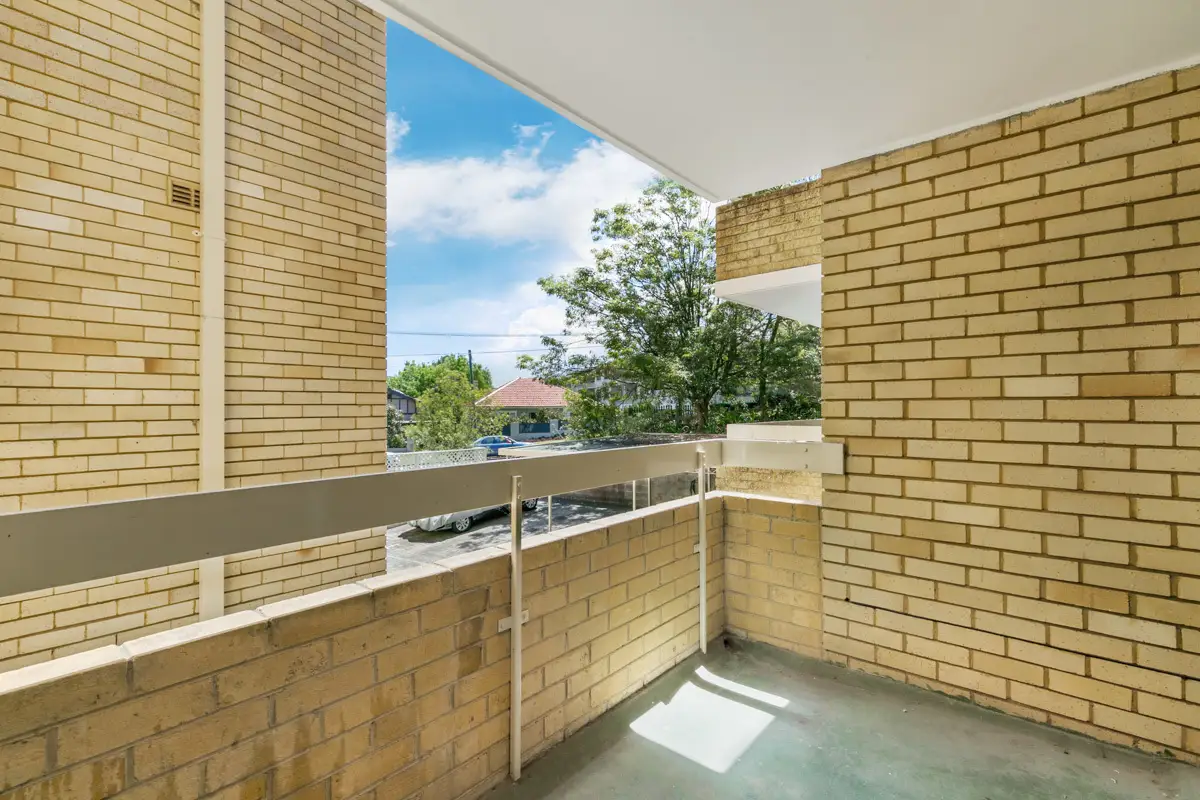 1/108-110 Burns Bay Road, Lane Cove Sold by Shead Property - image 1