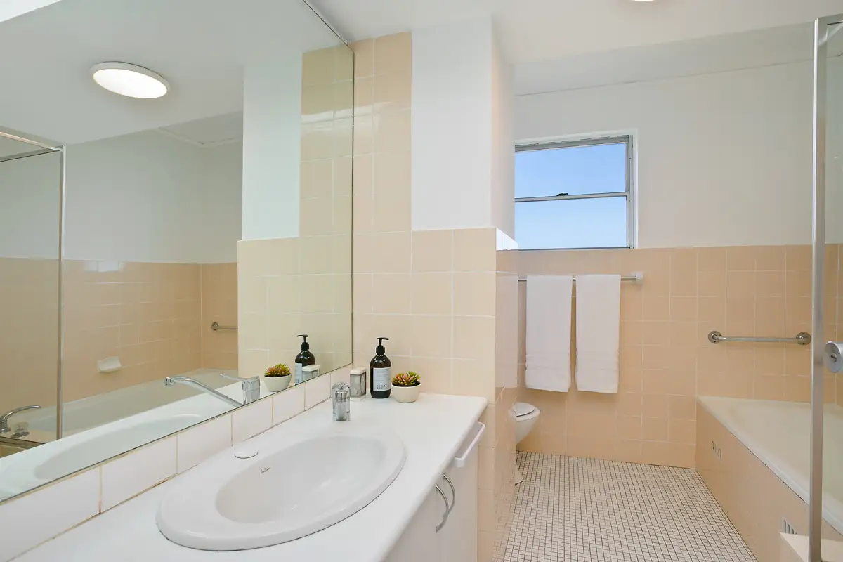 42/34 Archer Street, Chatswood Sold by Shead Property - image 1
