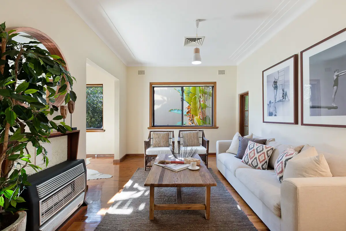 19 Colwell Crescent, Chatswood Sold by Shead Property - image 1