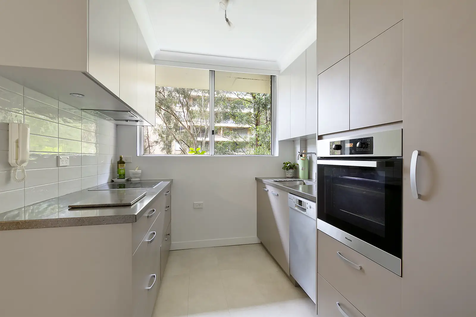 16/5 Broughton Road, Artarmon Sold by Shead Property - image 1