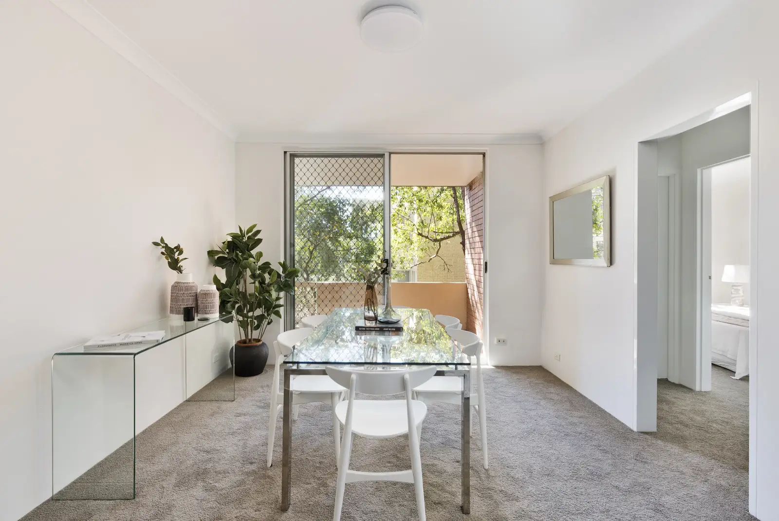 11/3 Robert Street, Artarmon Sold by Shead Property - image 1