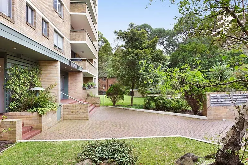 11/5 Broughton Road, Artarmon Sold by Shead Property - image 1