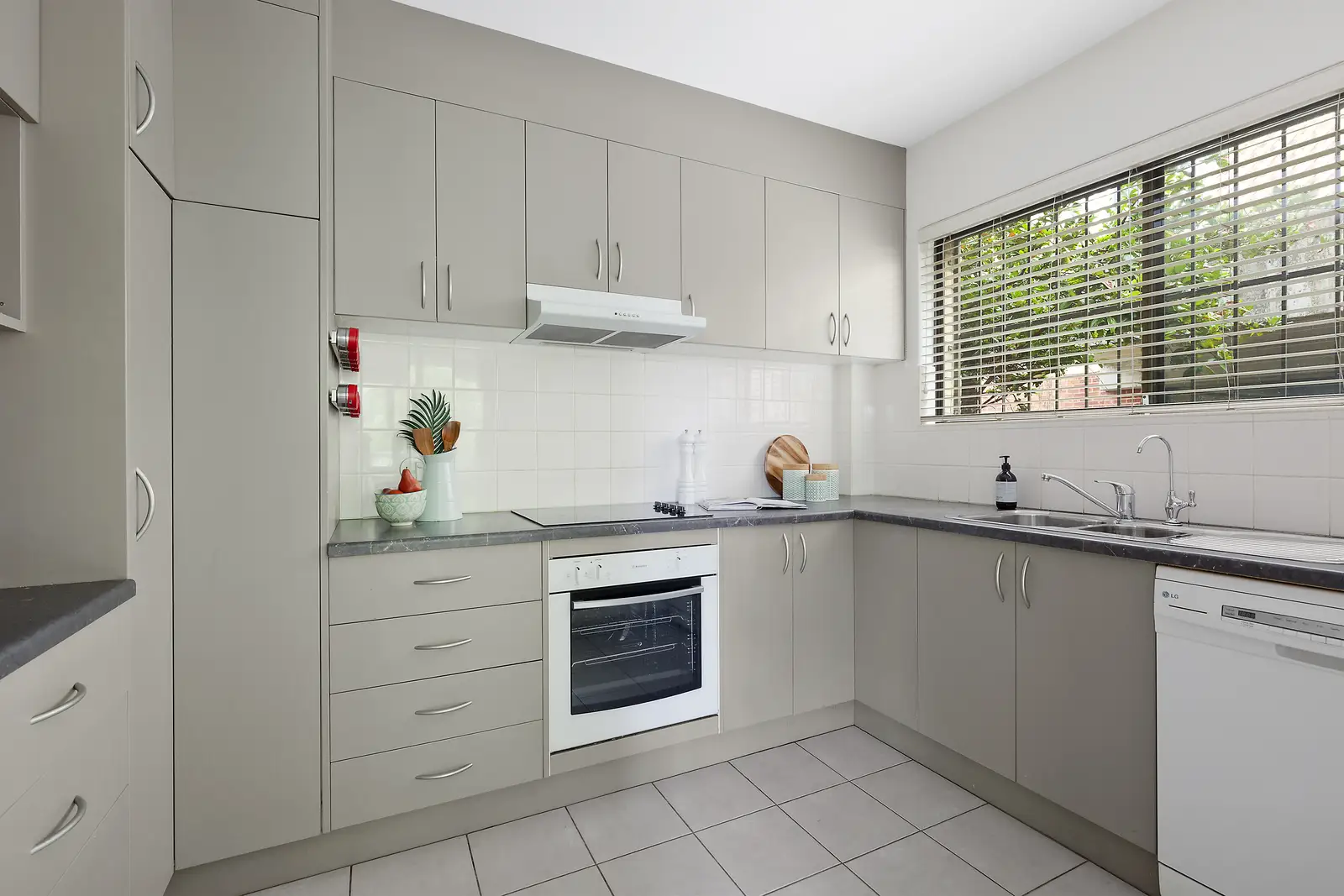 1/25 View Street, Chatswood Sold by Shead Property - image 1