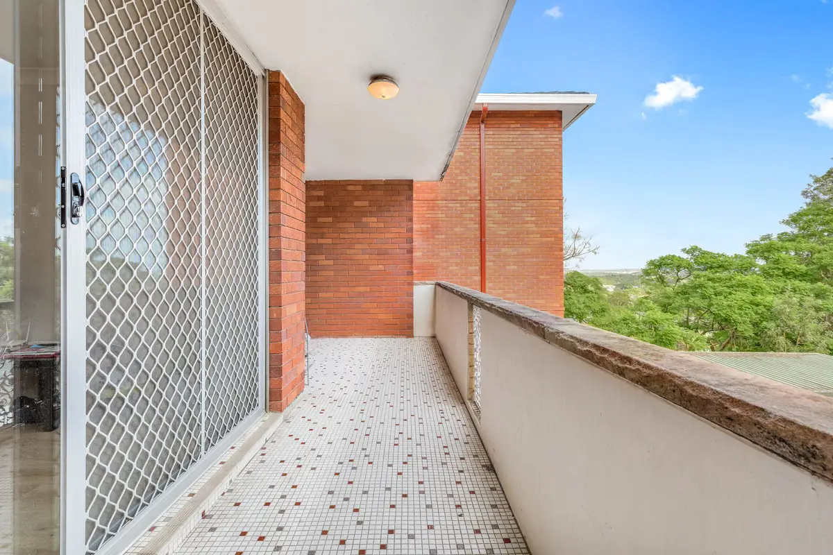 8/232-234 Blaxland Road, Ryde Sold by Shead Property - image 1