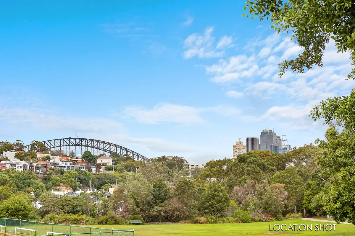 7/18 Woolcott Street, Waverton Sold by Shead Property - image 1
