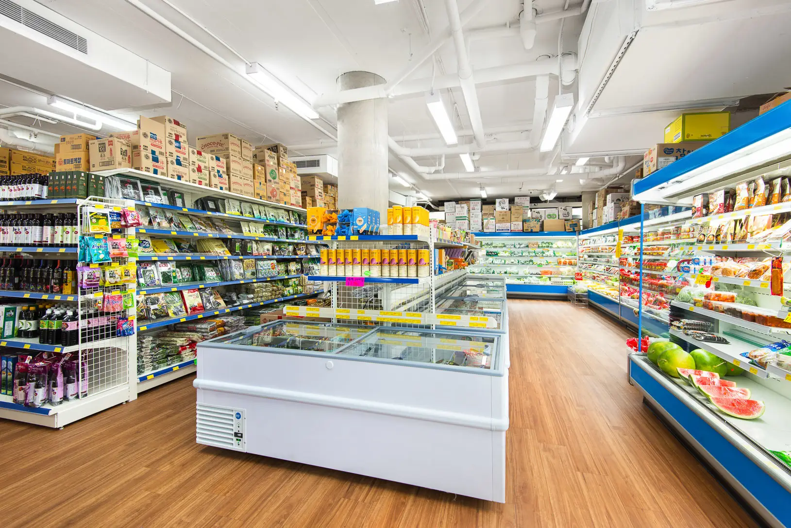 Shops 8 &/2 McIntosh Street, Chatswood Sold by Shead Property - image 1