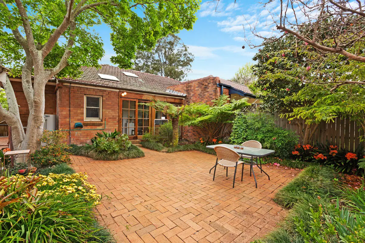 4 Stephen Street, Willoughby Sold by Shead Property - image 1