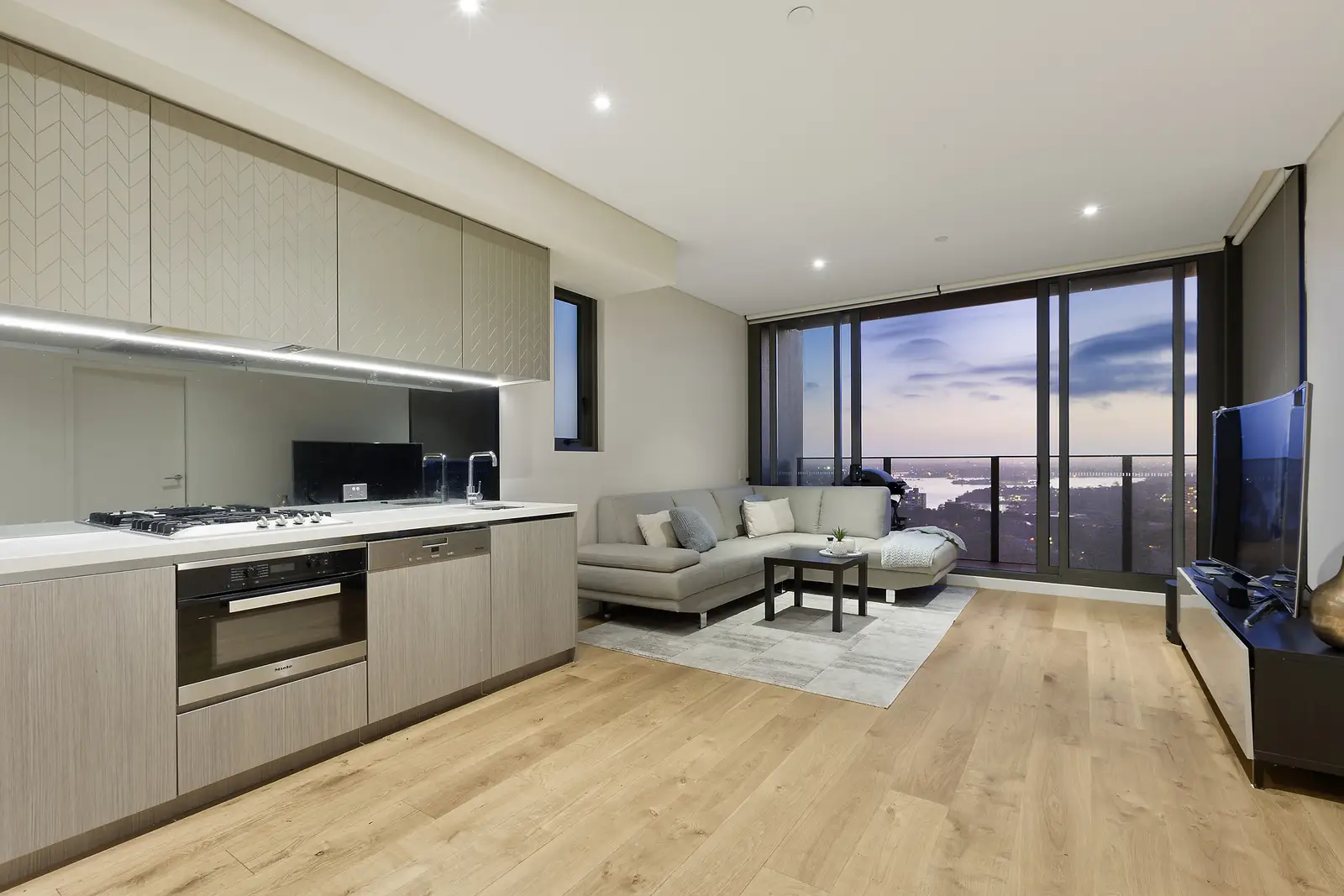 1306/225 Pacific Highway, North Sydney Sold by Shead Property - image 1