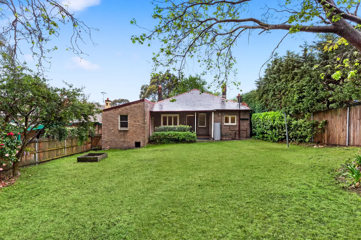 10 Smith Road, Artarmon Sold by Shead Property - image 1