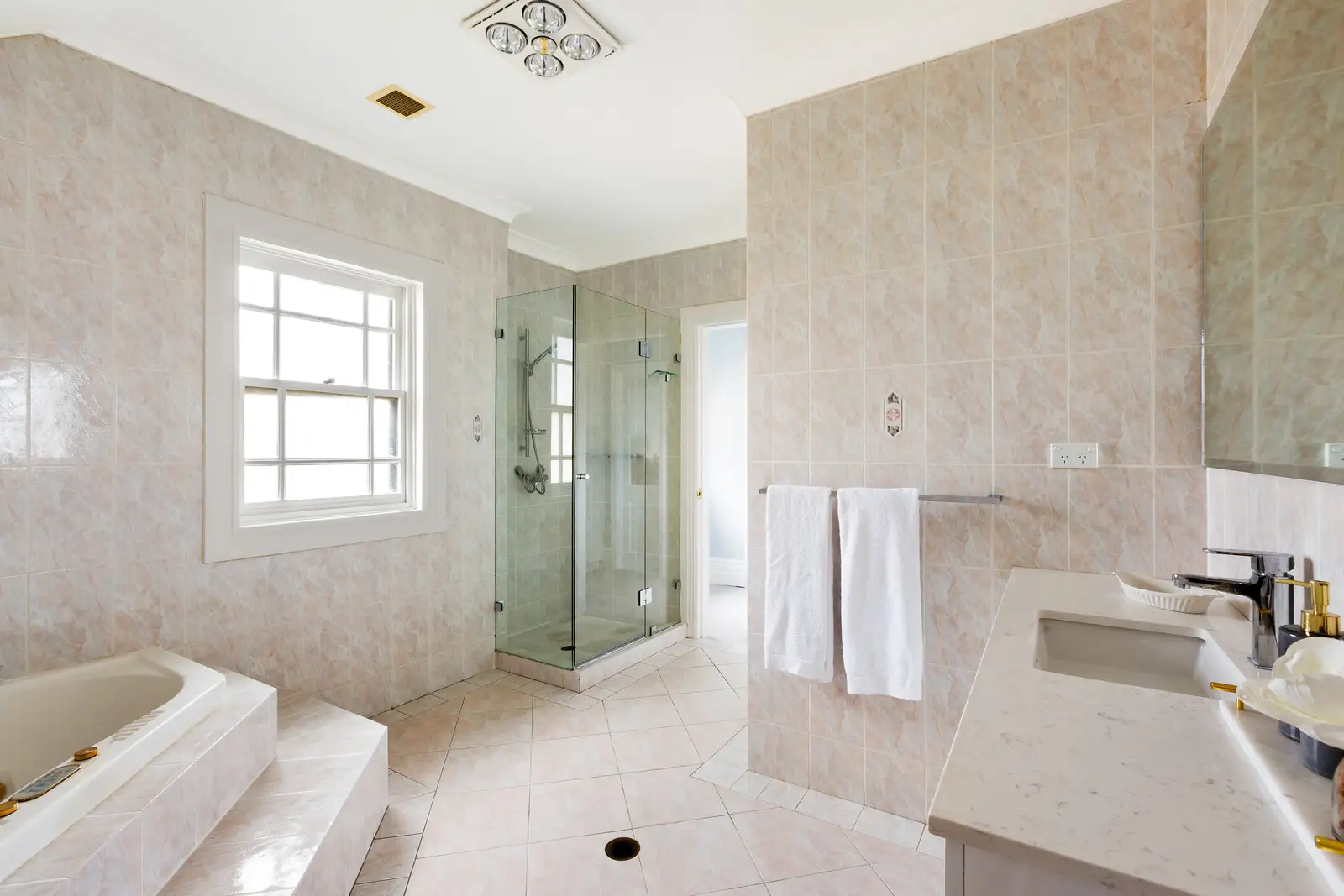 120 Ashley Street, Chatswood Sold by Shead Property - image 1