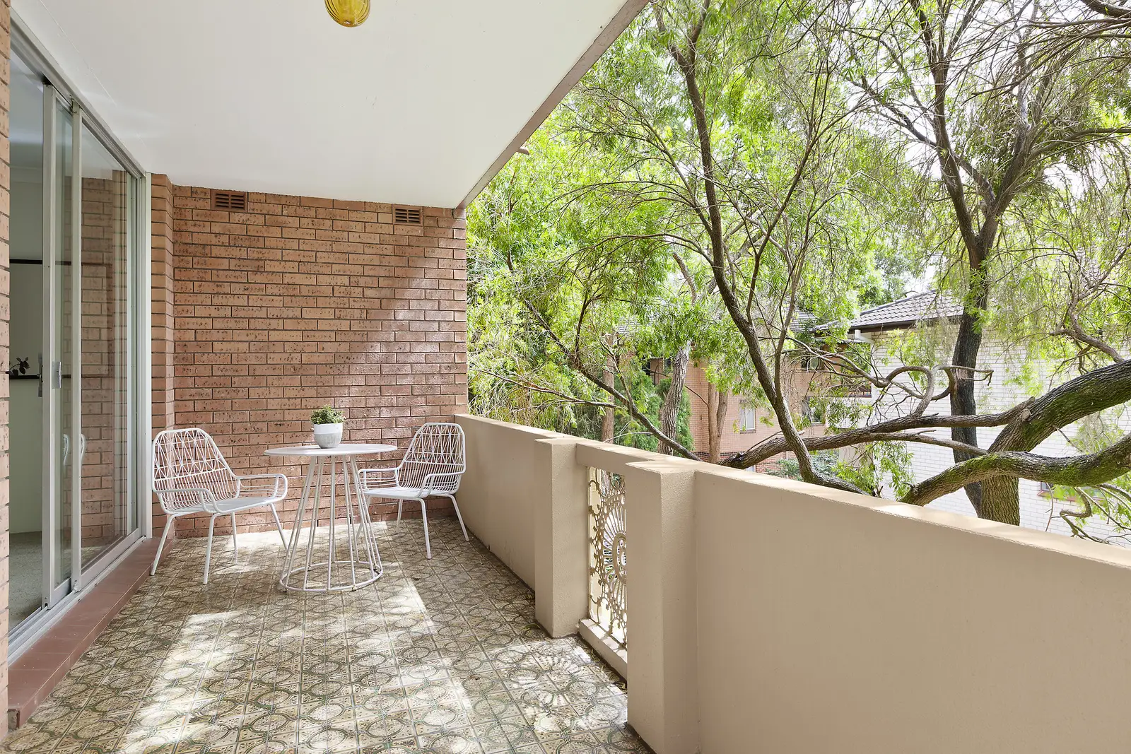 5/3 Robert Street, Artarmon Sold by Shead Property - image 1