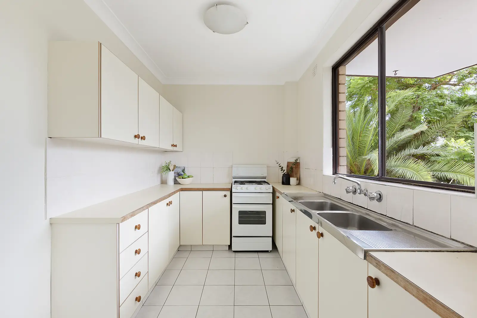 4/2 Jersey Road, Artarmon Sold by Shead Property - image 1