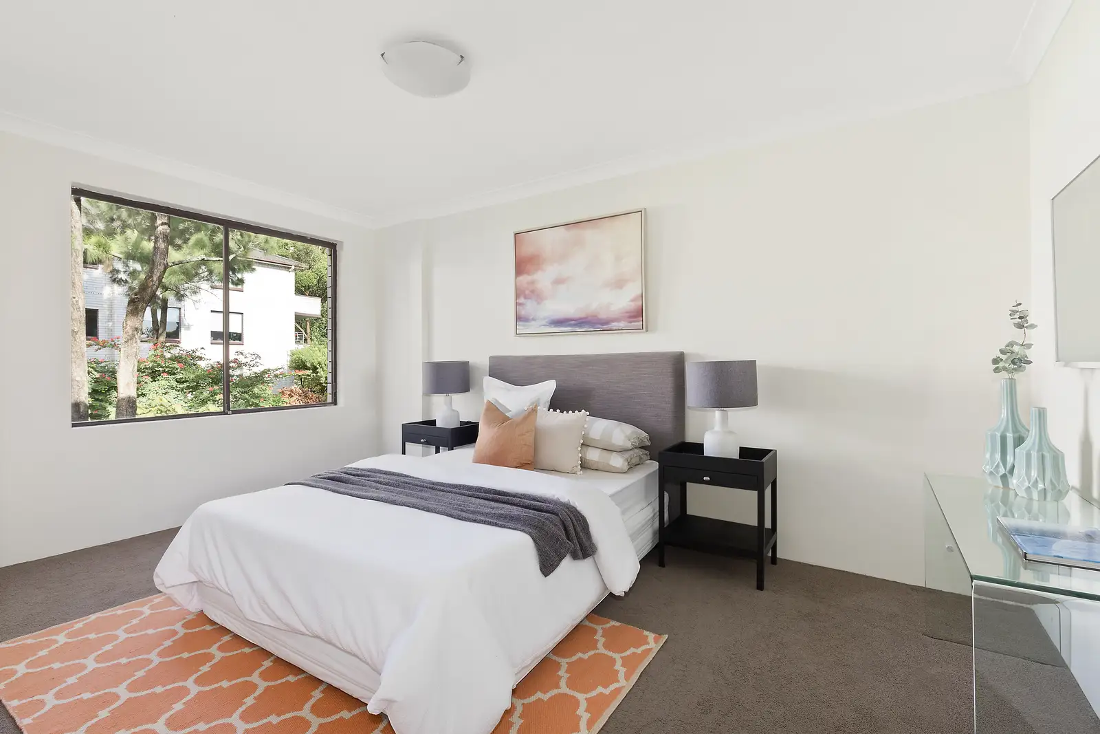 4/2 Jersey Road, Artarmon Sold by Shead Property - image 1