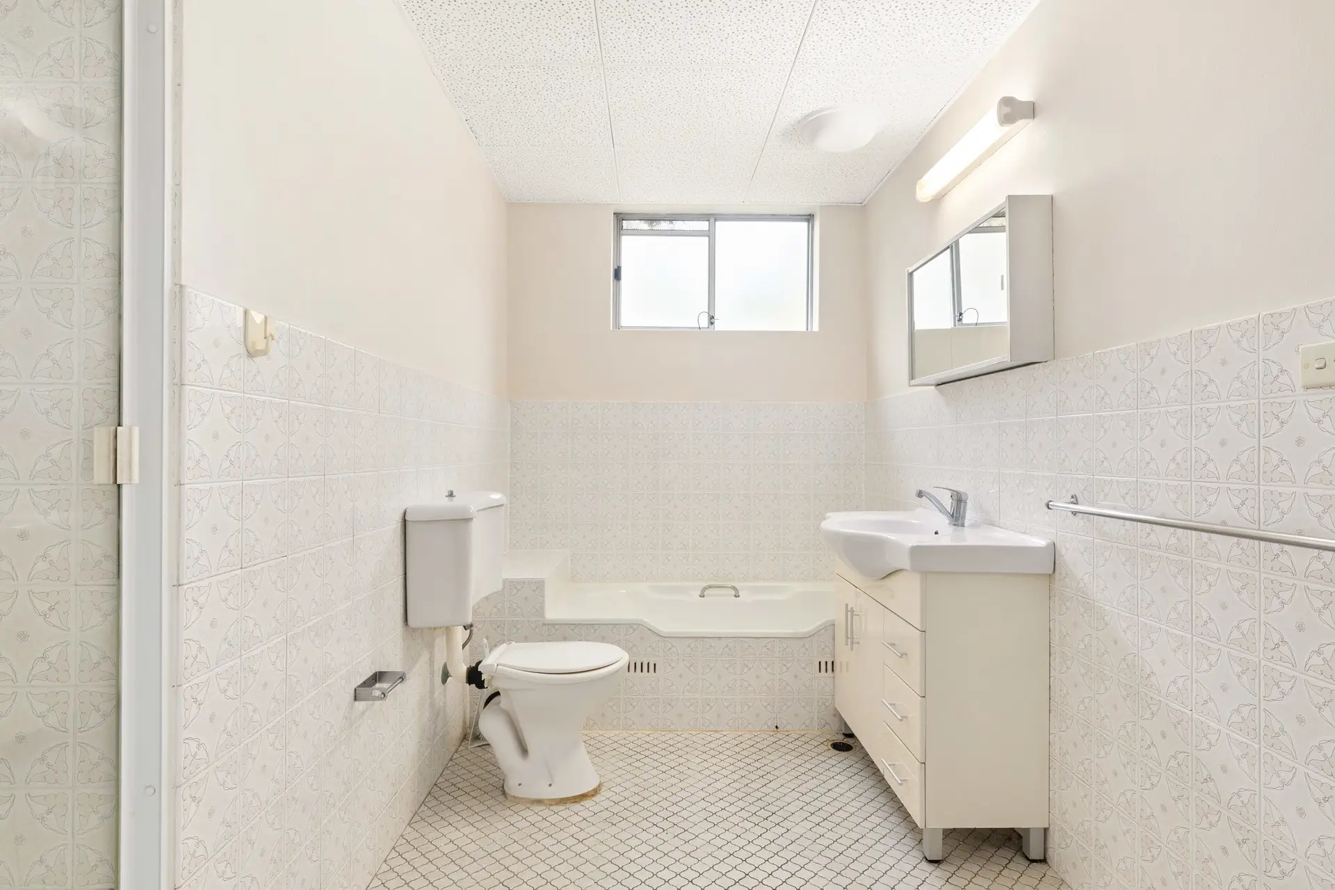 13/892 Pacific Highway, Chatswood Sold by Shead Property - image 1