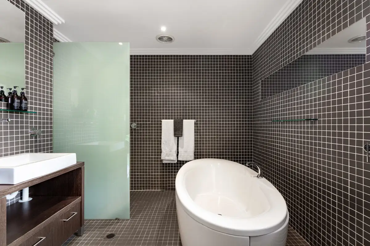 1 Beaconsfield Road, Chatswood Sold by Shead Property - image 1