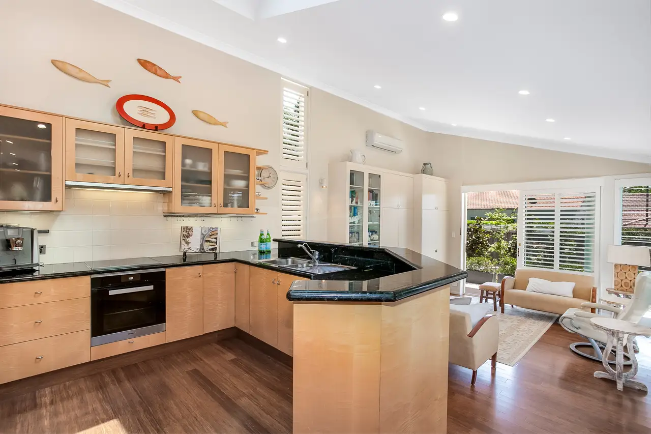17 Rosebridge Avenue, Castle Cove Sold by Shead Property - image 1