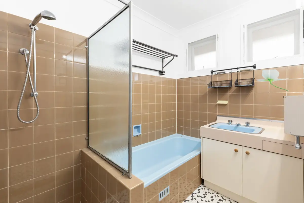 2A Anglo Street, Chatswood Sold by Shead Property - image 1