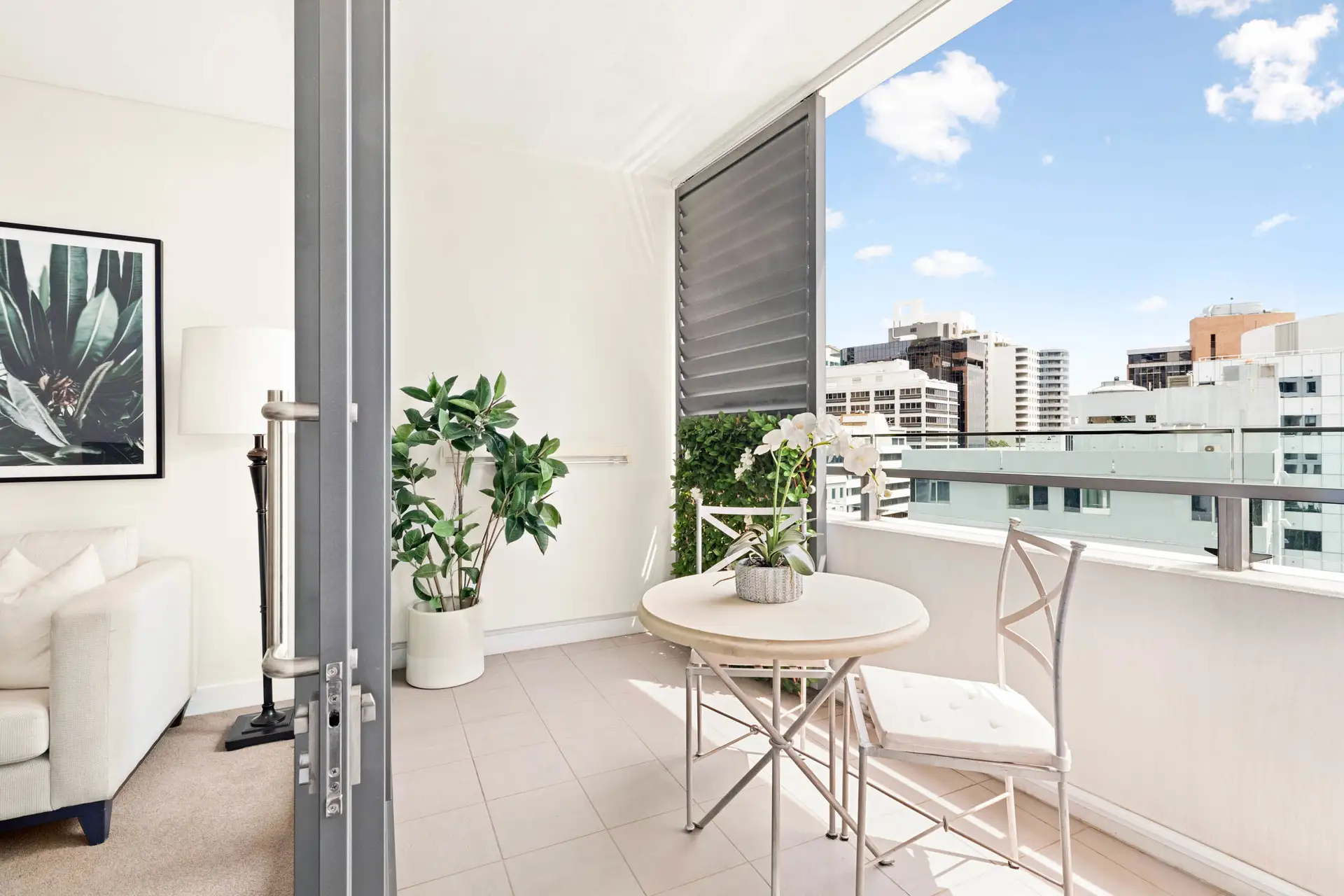 1002/7 Railway Street, Chatswood Sold by Shead Property - image 1