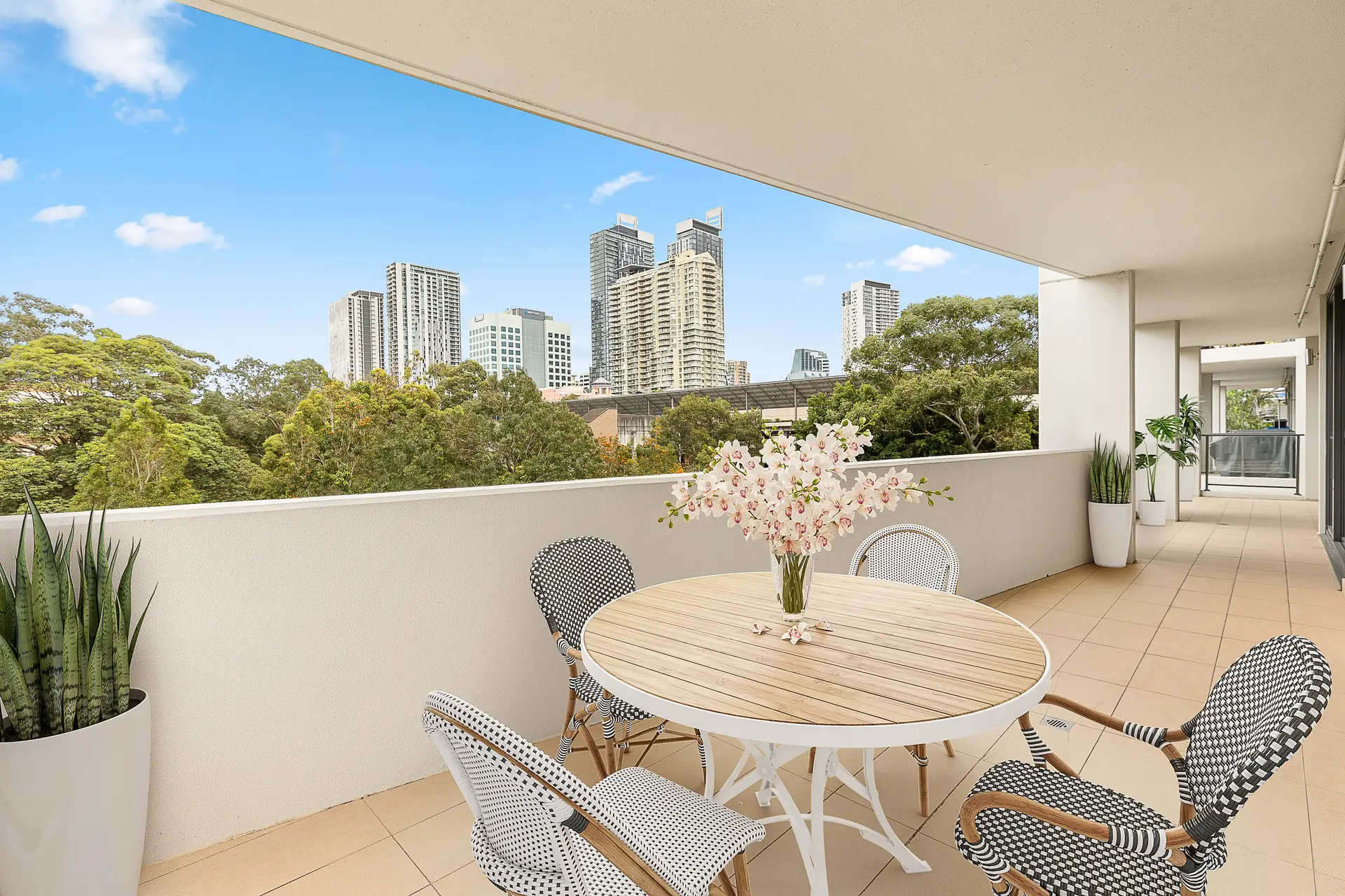 505/33 Devonshire Street, Chatswood Sold by Shead Property - image 1