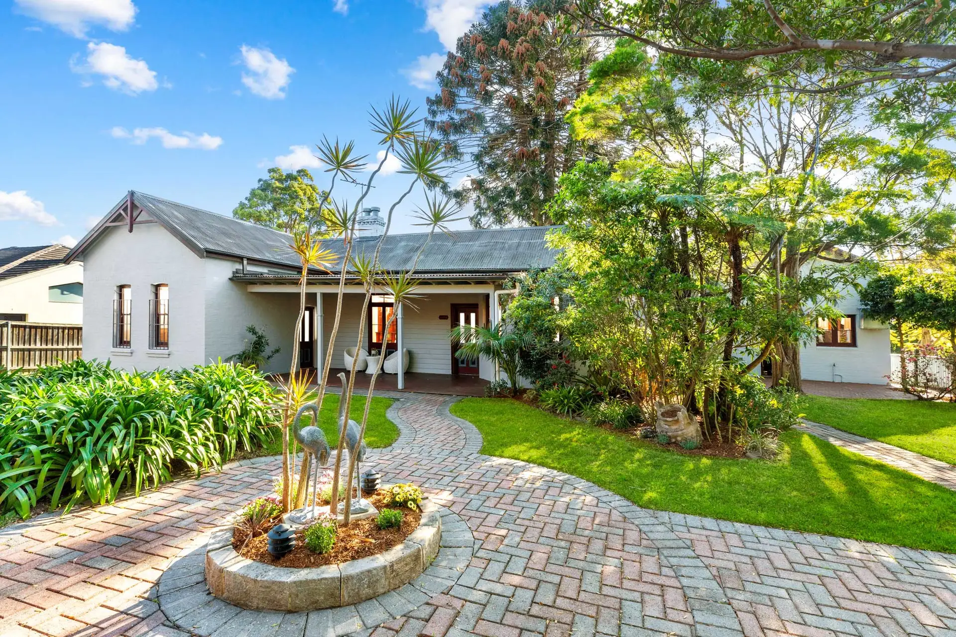 18 Kareela Road, Chatswood Sold by Shead Property - image 1