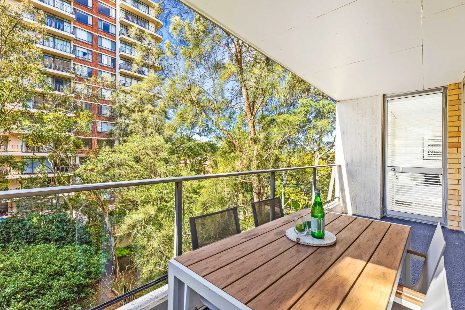 401/5 Jersey Road, Artarmon Sold by Shead Property - image 1