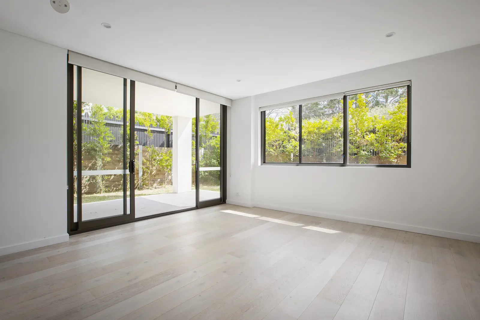 006/11 Victoria Street, Roseville Sold by Shead Property - image 1