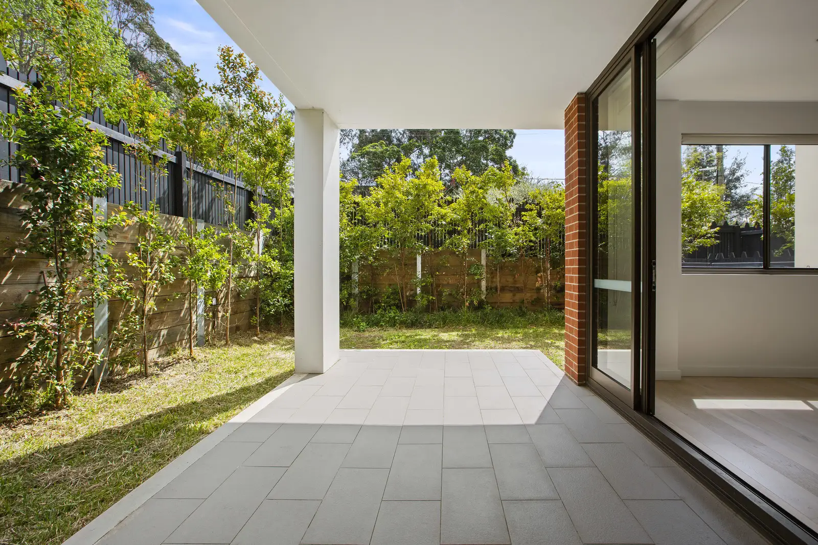 006/11 Victoria Street, Roseville Sold by Shead Property - image 1