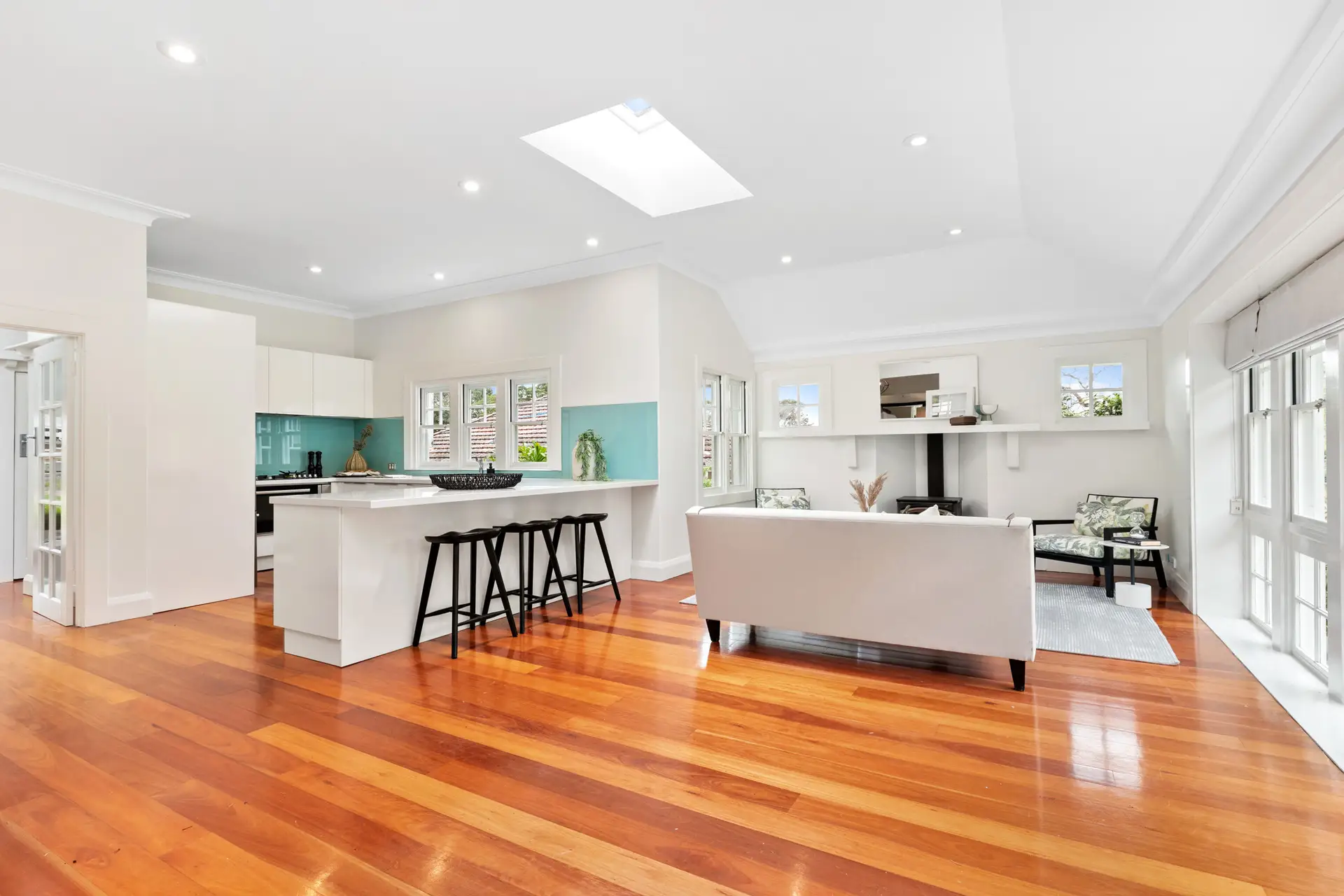 6 The Grove, Roseville Sold by Shead Property - image 1