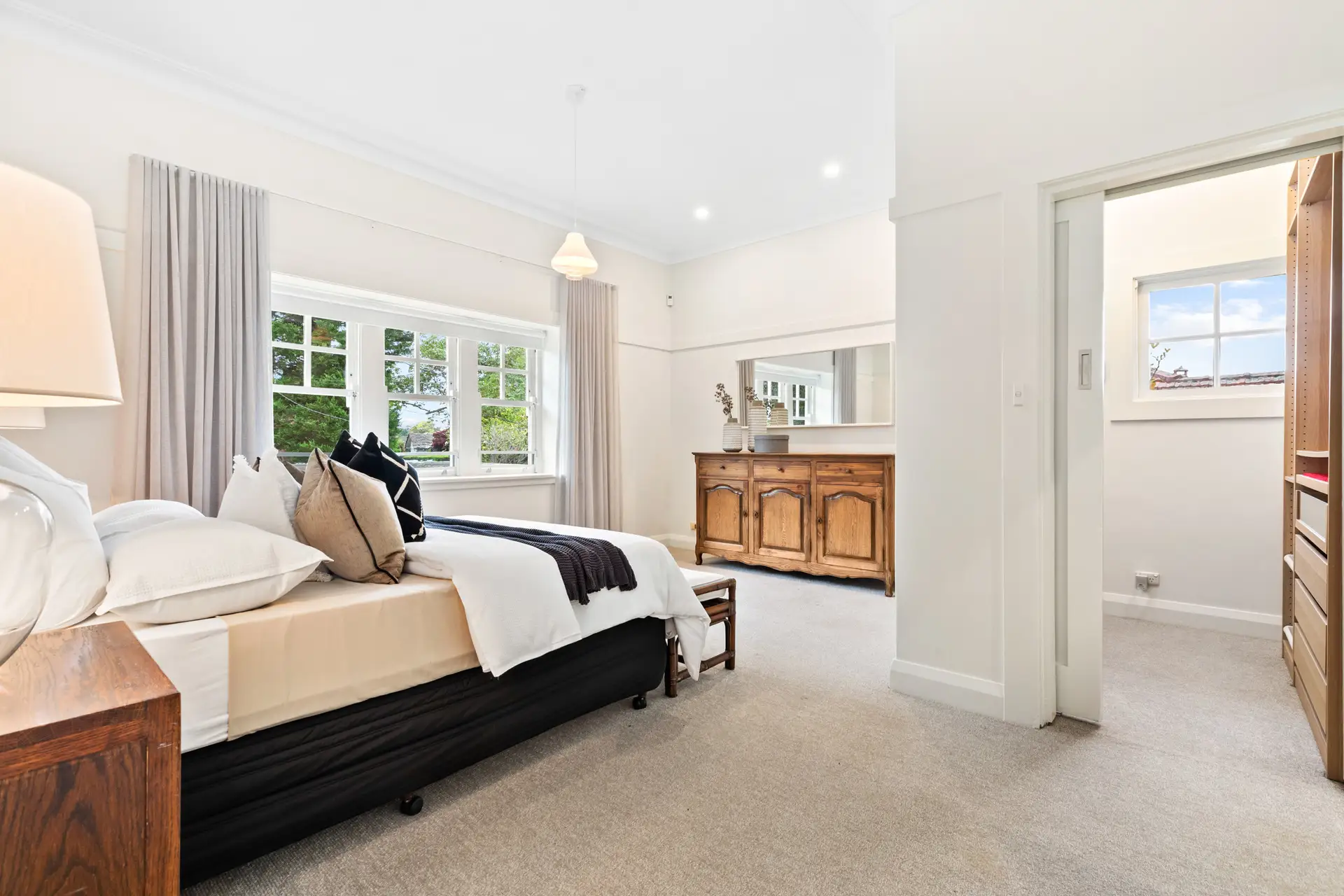 6 The Grove, Roseville Sold by Shead Property - image 1
