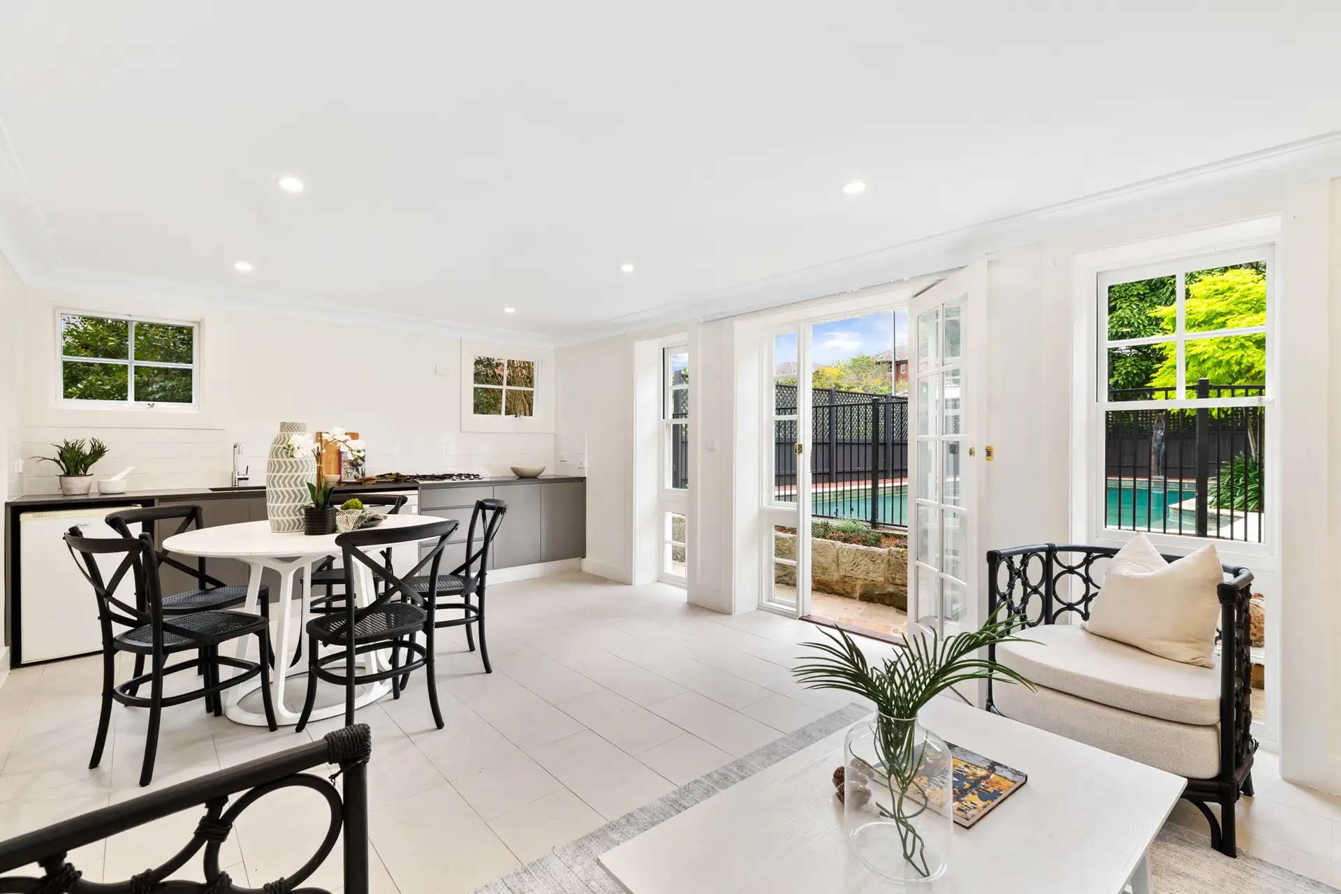 6 The Grove, Roseville Sold by Shead Property - image 1