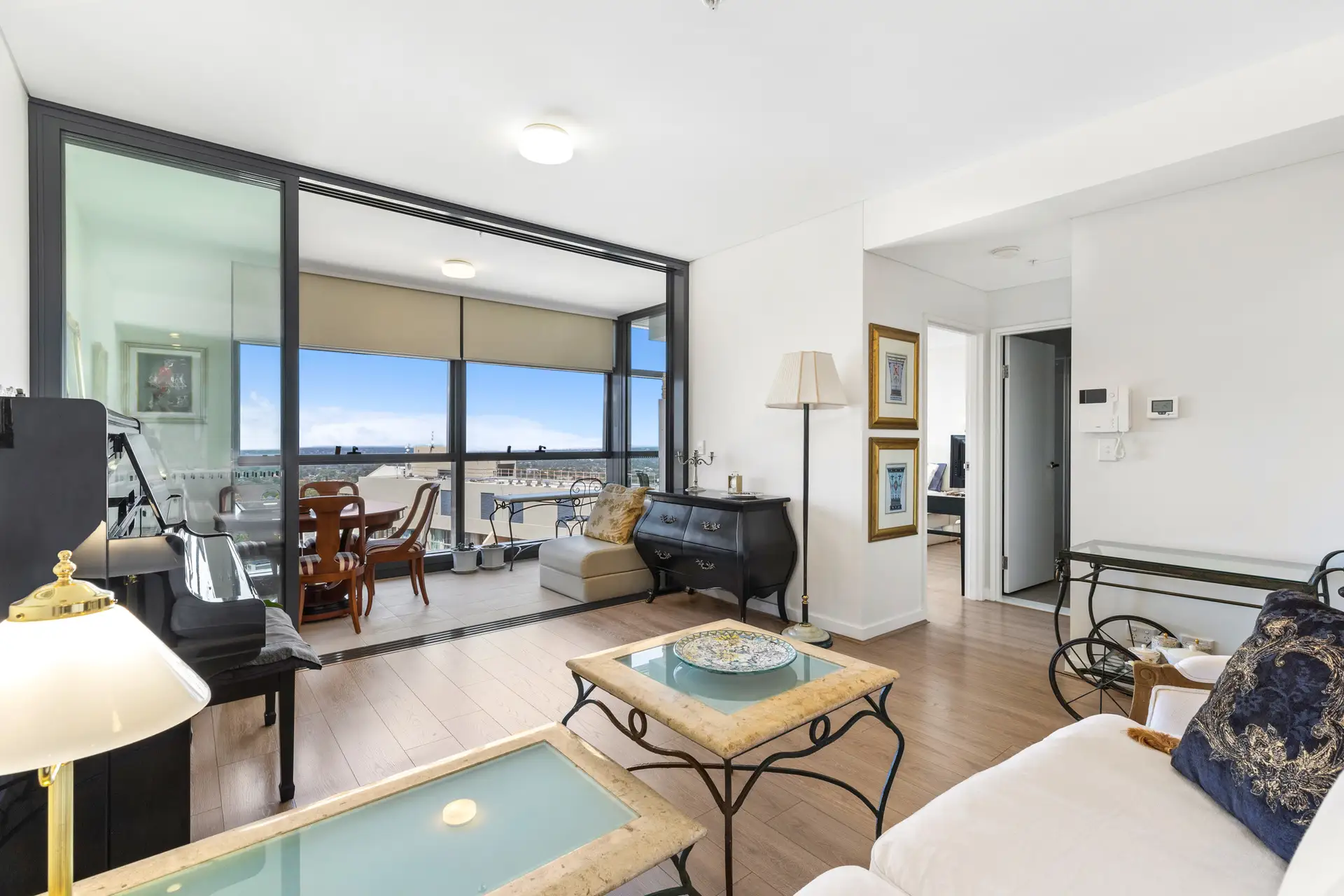 3105/69 Albert Avenue, Chatswood Sold by Shead Property - image 1