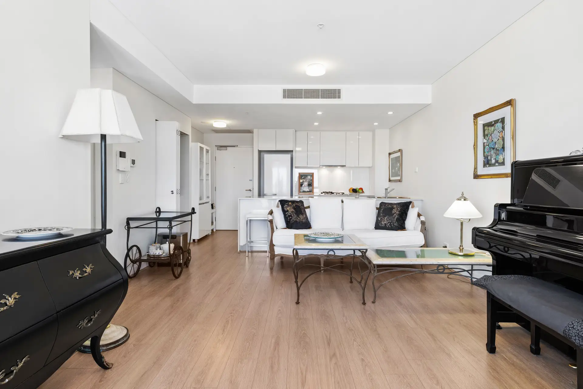 3105/69 Albert Avenue, Chatswood Sold by Shead Property - image 1