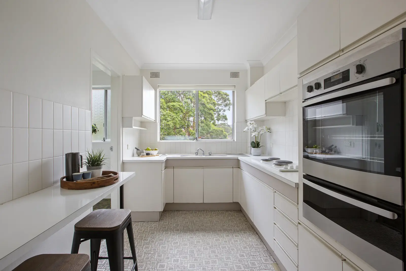 4/17 Hampden Road, Artarmon Sold by Shead Property - image 1