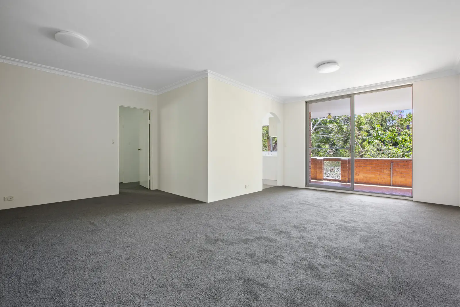 13/4 Benton Avenue, Artarmon Sold by Shead Property - image 1
