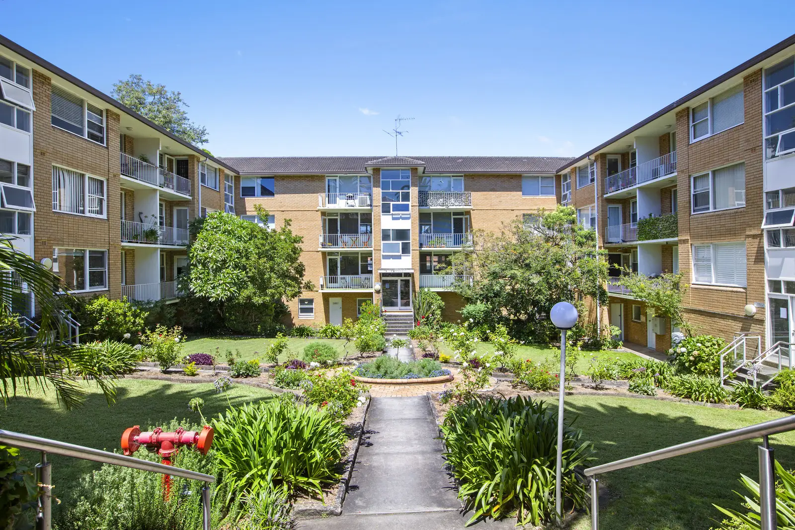 8/31 Bay Road, Waverton Sold by Shead Property - image 1