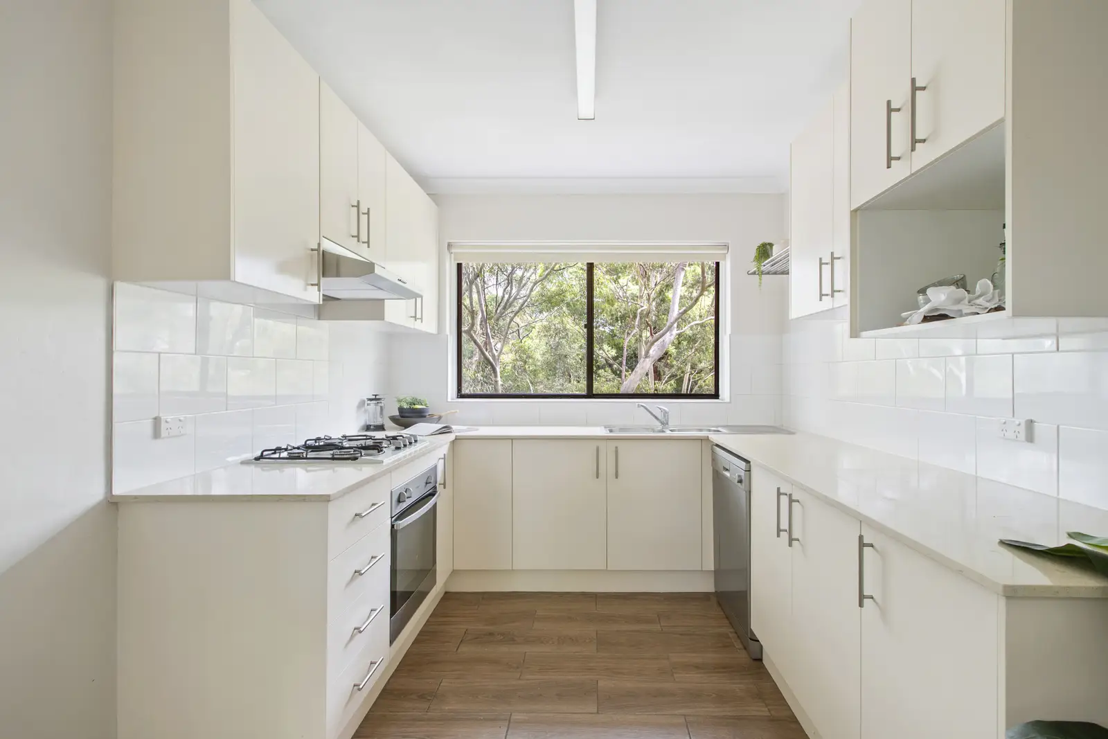 11/44 View Street, Chatswood Sold by Shead Property - image 1