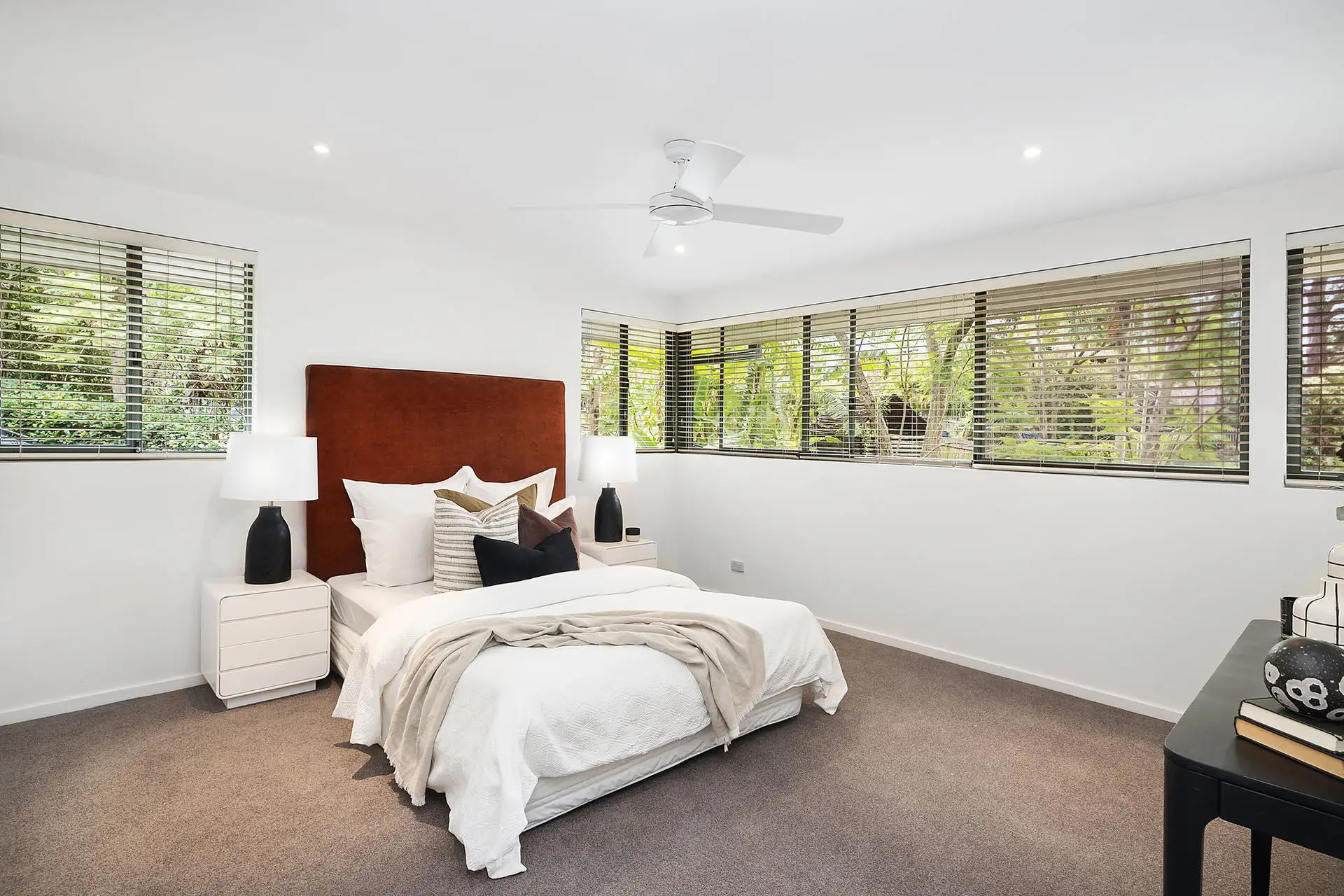 6 Lone Pine Avenue, Chatswood Sold by Shead Property - image 1