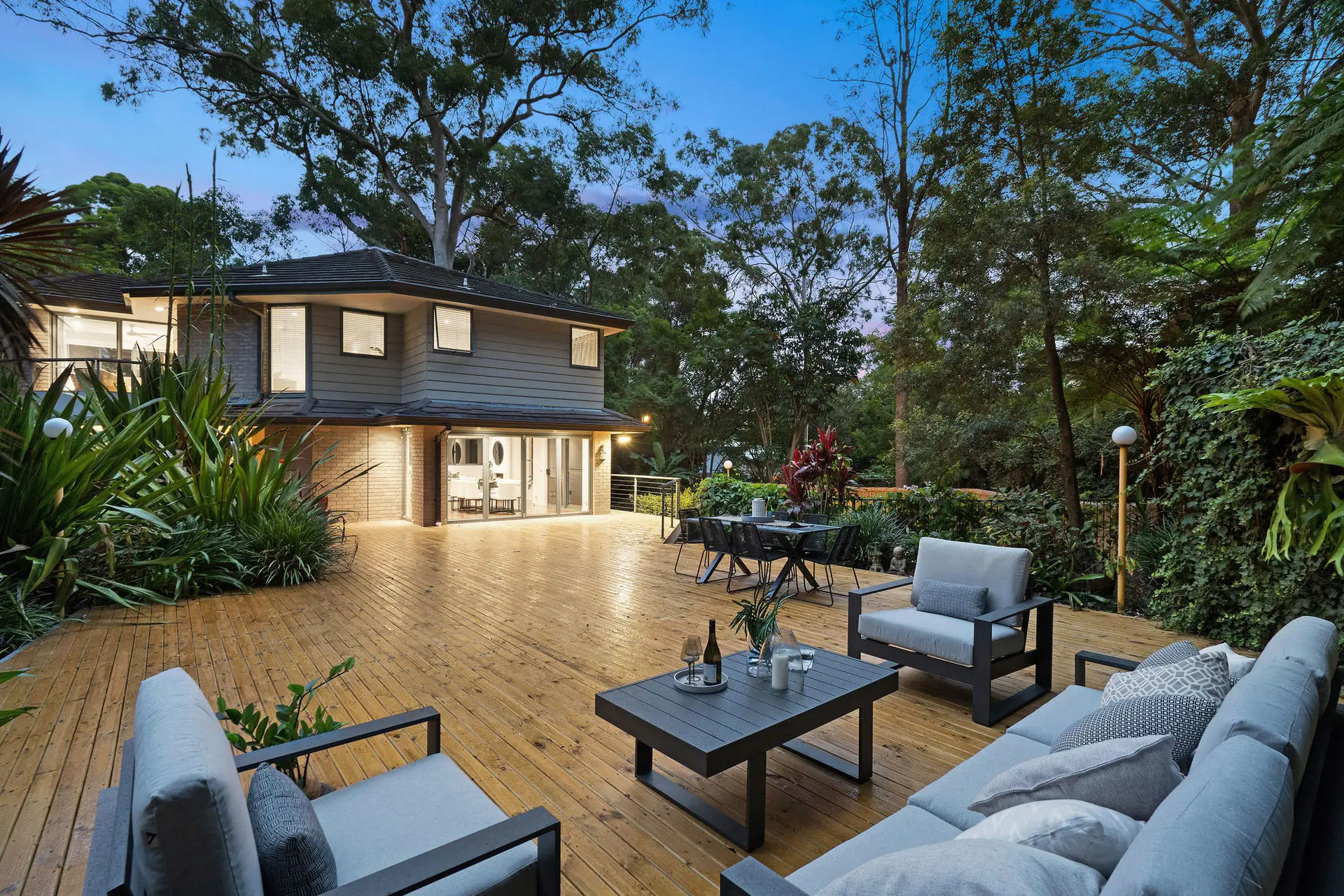 6 Lone Pine Avenue, Chatswood Sold by Shead Property - image 1